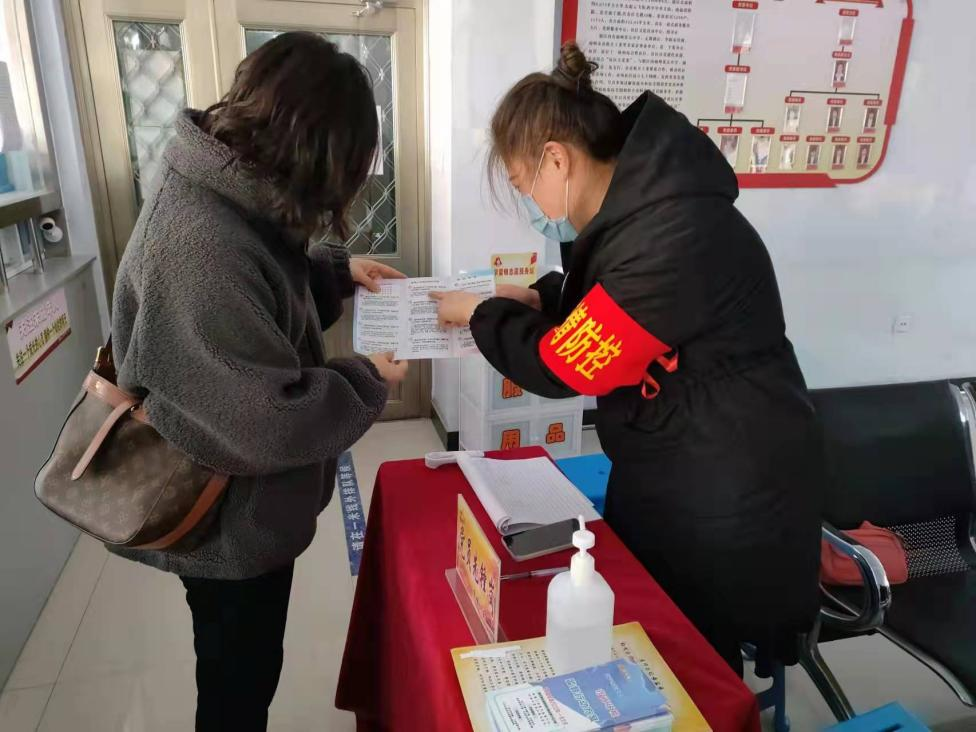 岳丹：勤履责 与学院同心  勇担当 与社区同行